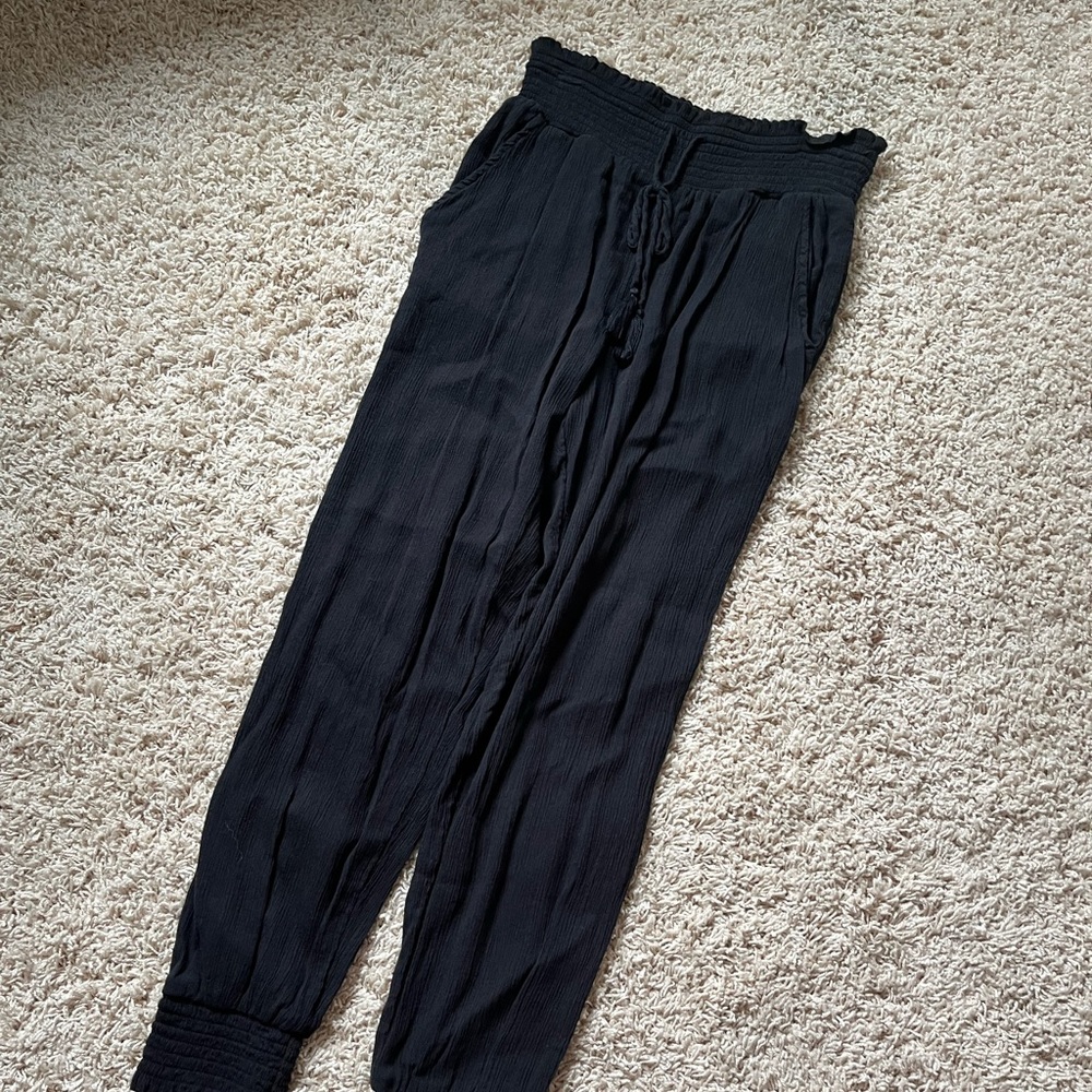 Aerie flow joggers